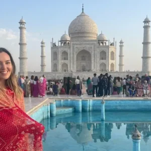 Taj Mahal Day Tour by Super-Fast Train with Transfer from Delhi
